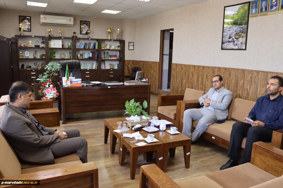 دیدار رئیس دانشکده فنی و حرفه ای مرودشت با رئیس آموزش و پرورش شهرستان مرودشت. 5